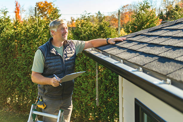Professional Roof Replacement technician working in Chico, WA
